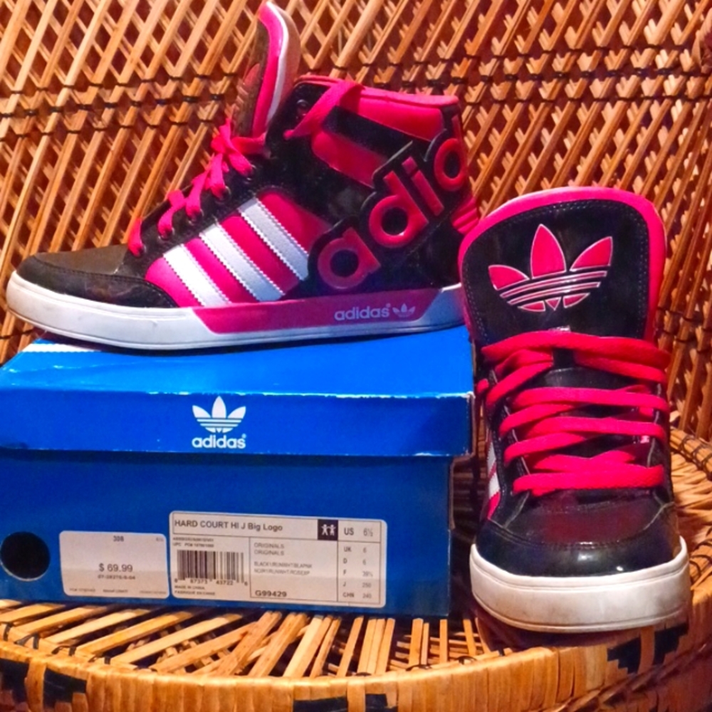 Hard court hi j big logo Adidas